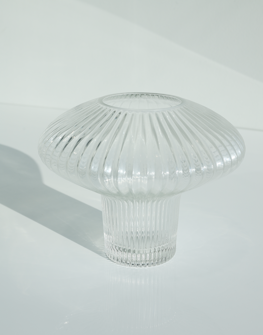 Clear UFO Vase