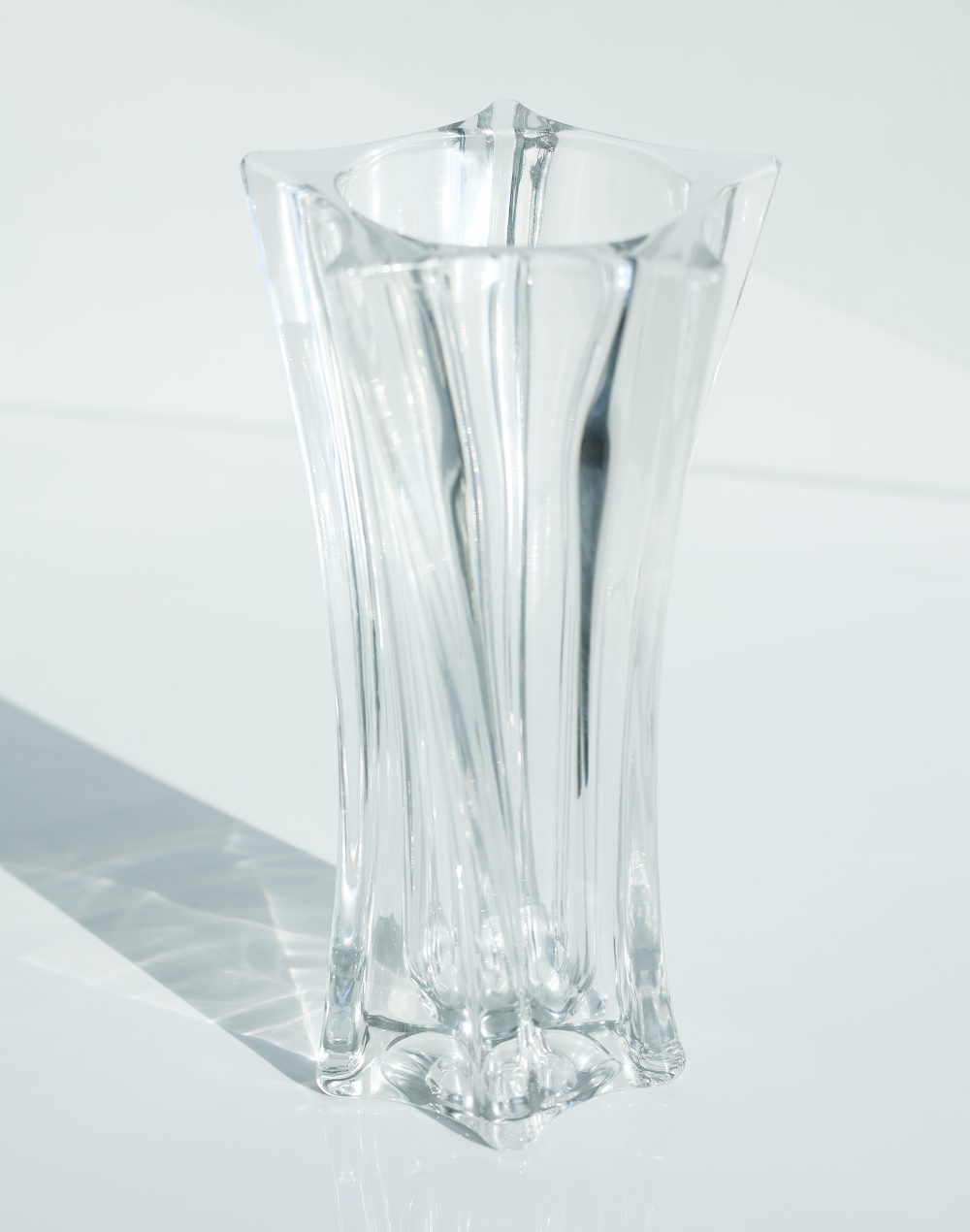 Crystal Swirl Vase Clear