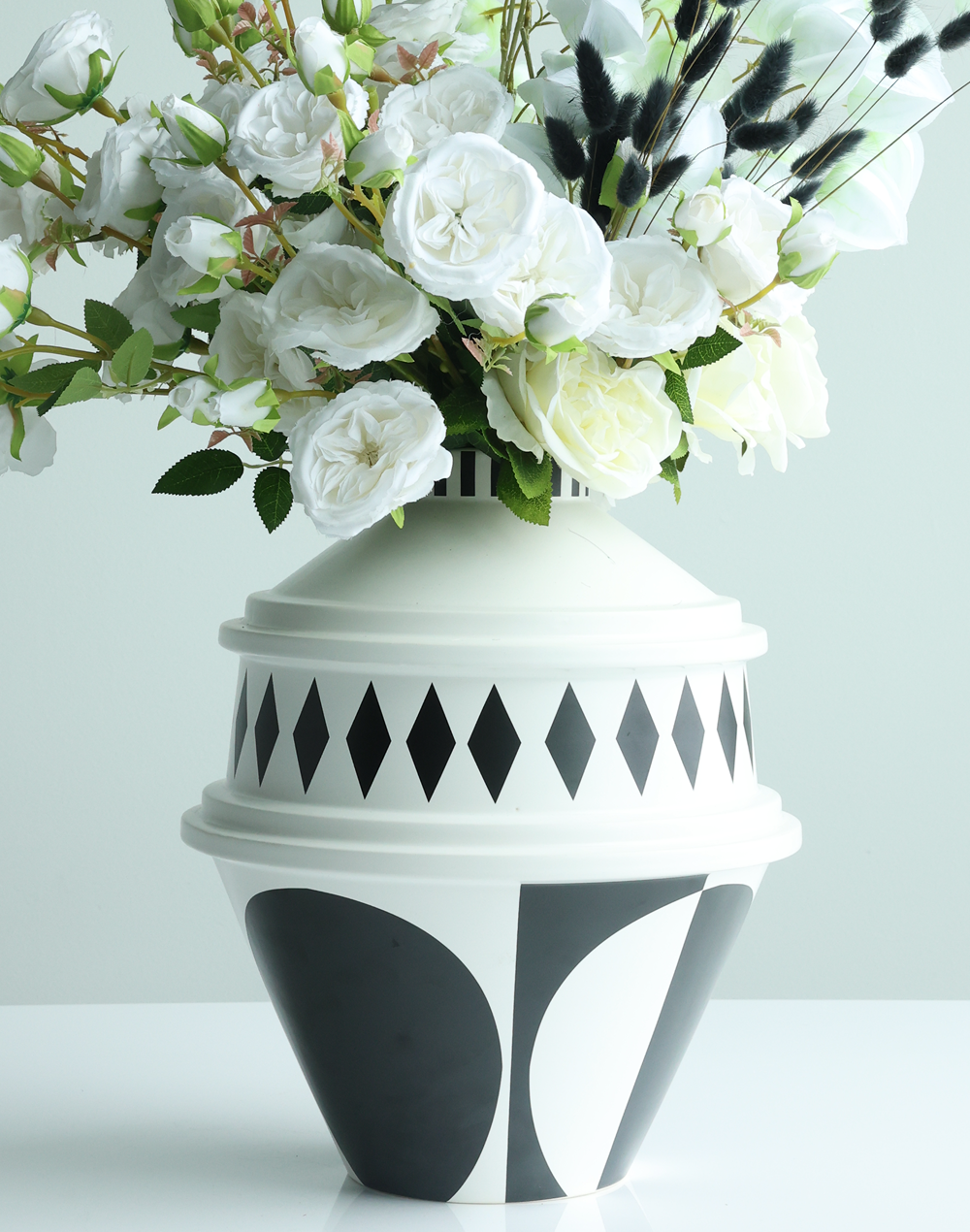 2D Monaco Vase- Harlequin Collection