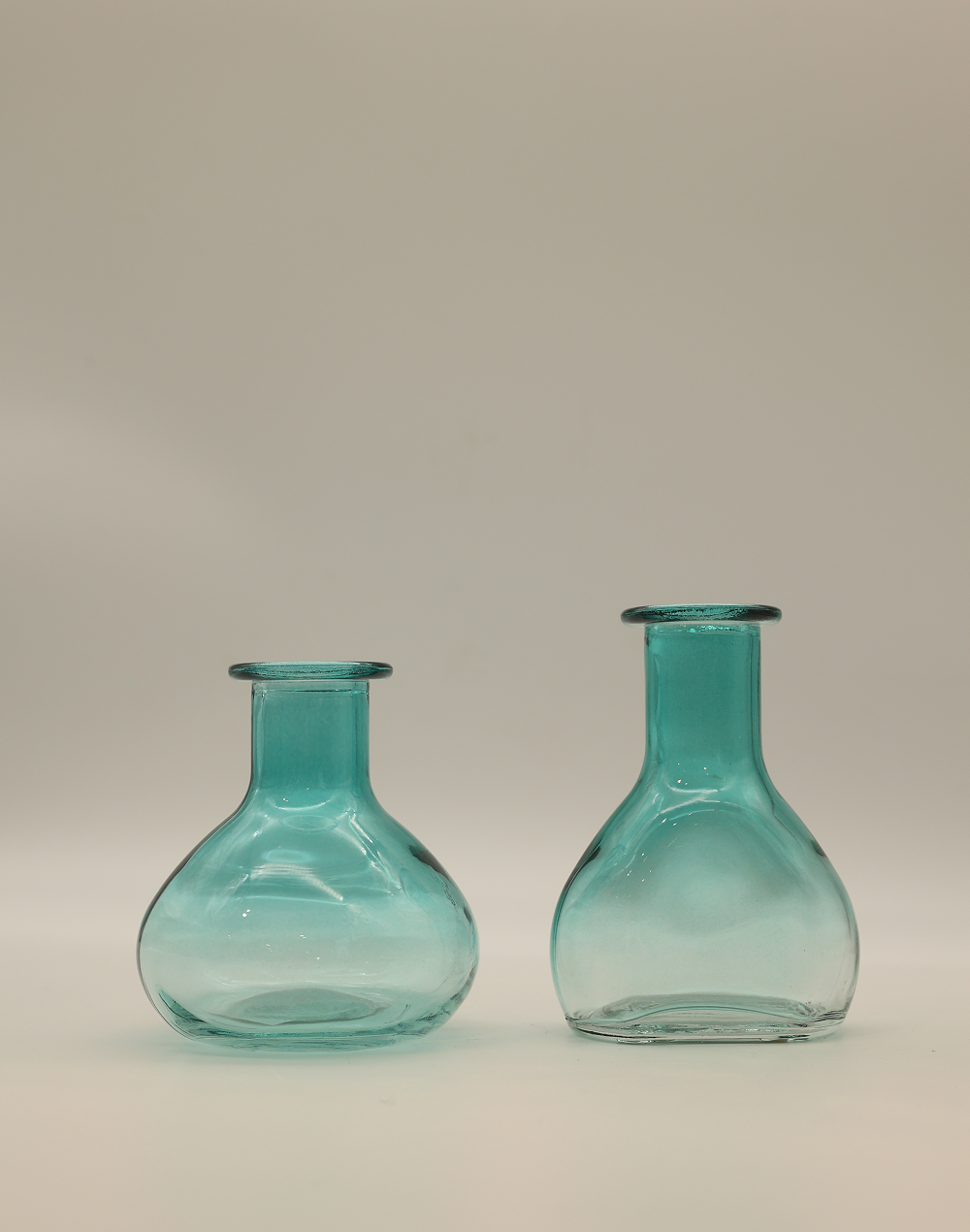 Apothecary Vase- Medium Gray