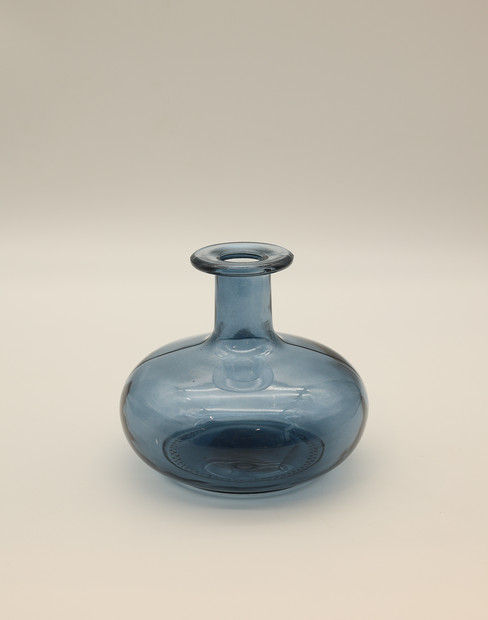 Chestnut Drop Bud Vase