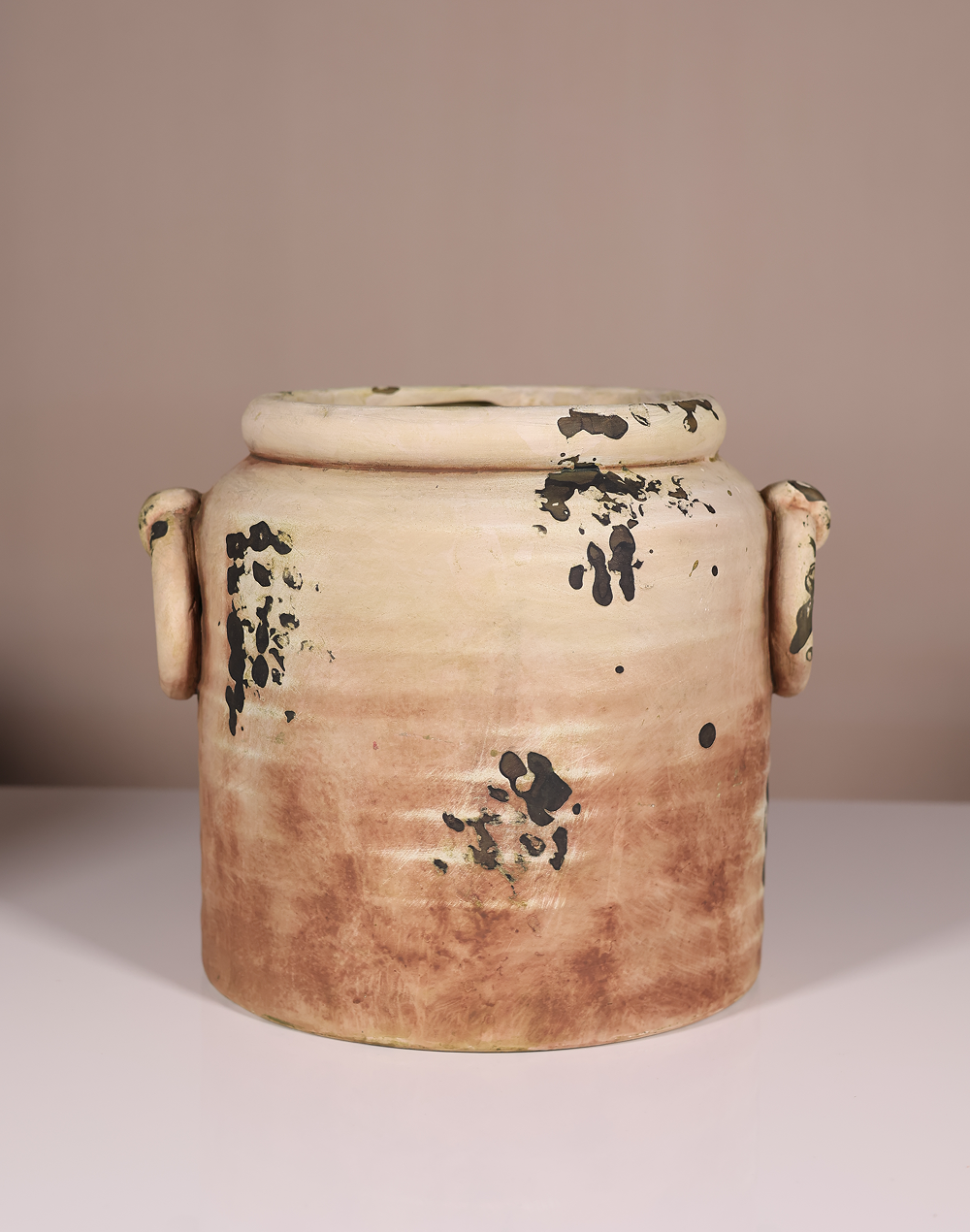Ash Collection-Loop Handed Pot