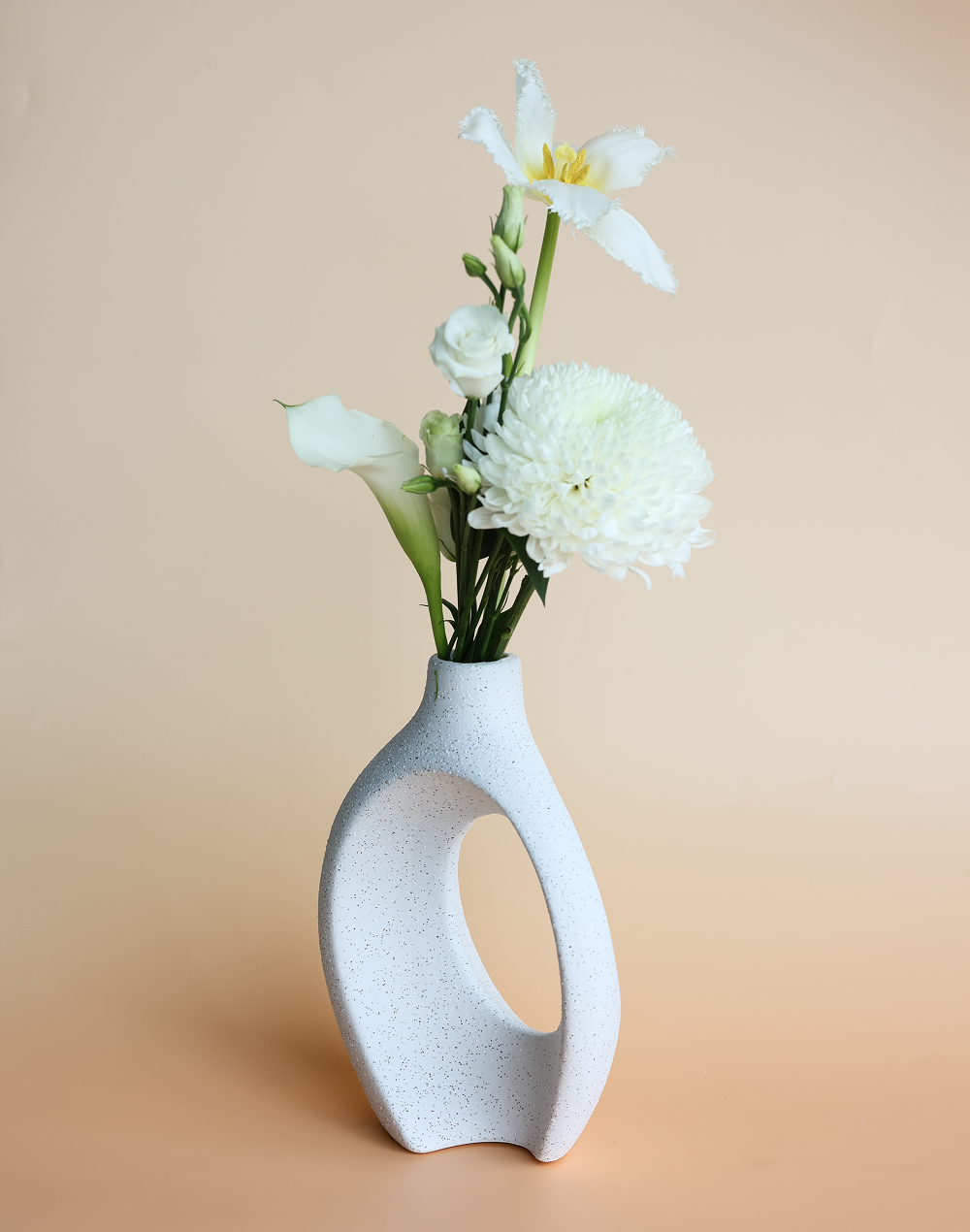 White Dancing Vase White