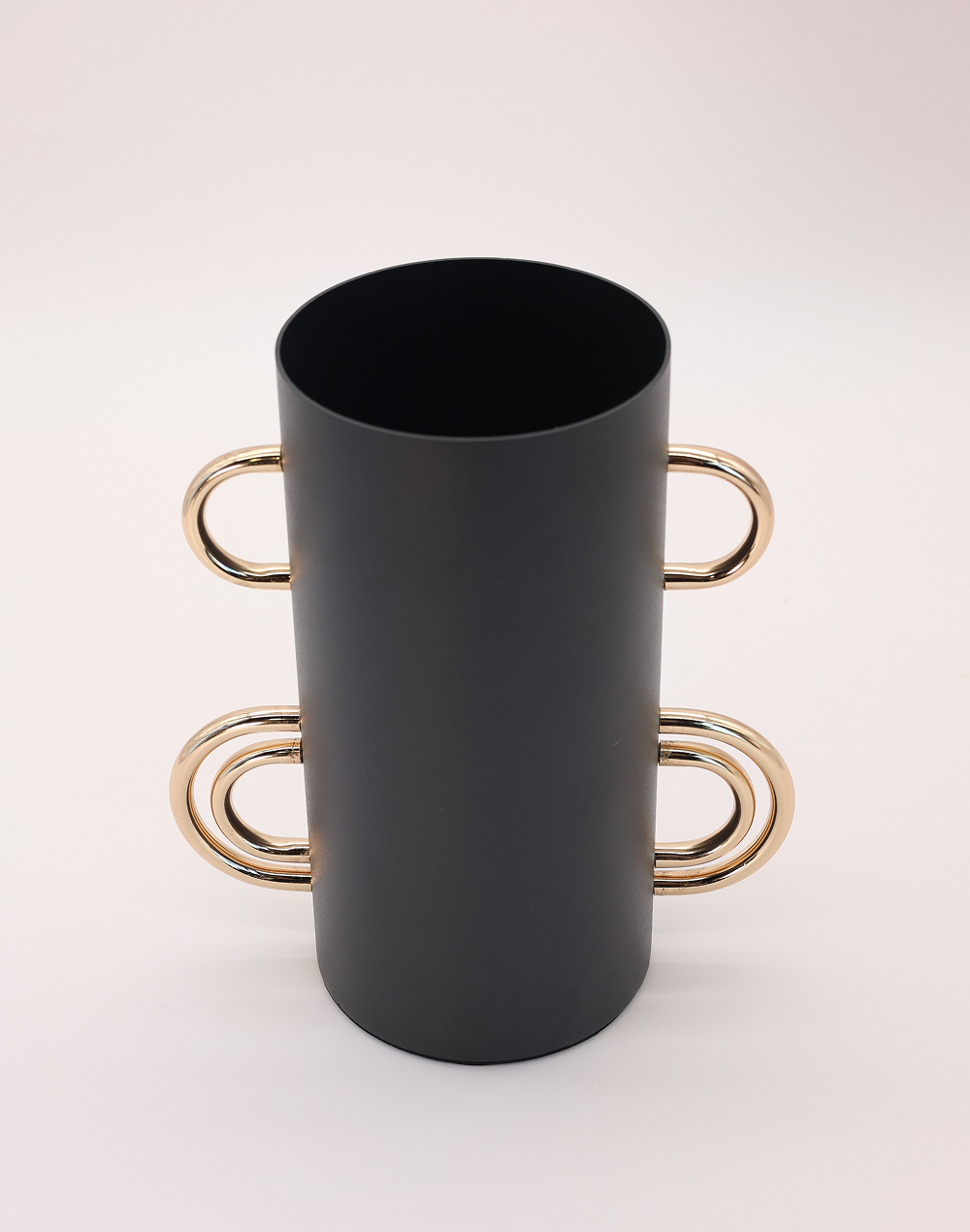 Nior Metal Vase Black
