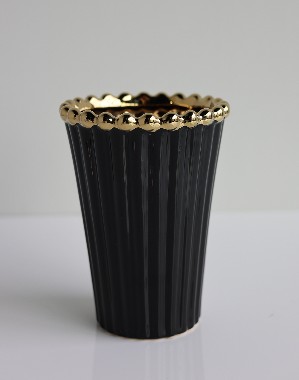 Nior Rim Vase-Small
