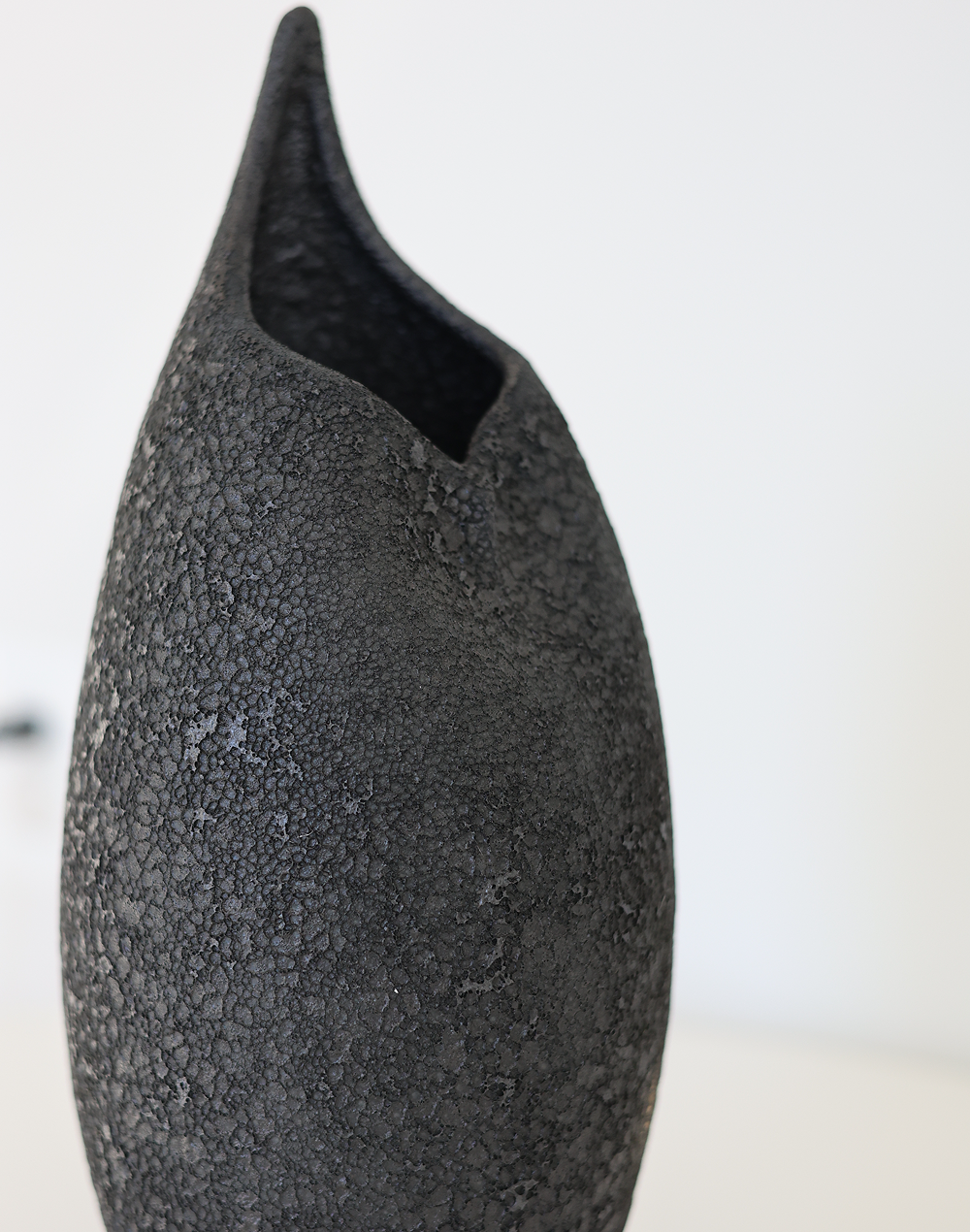 TerraForge Onyx Cut Mouth Vase Large