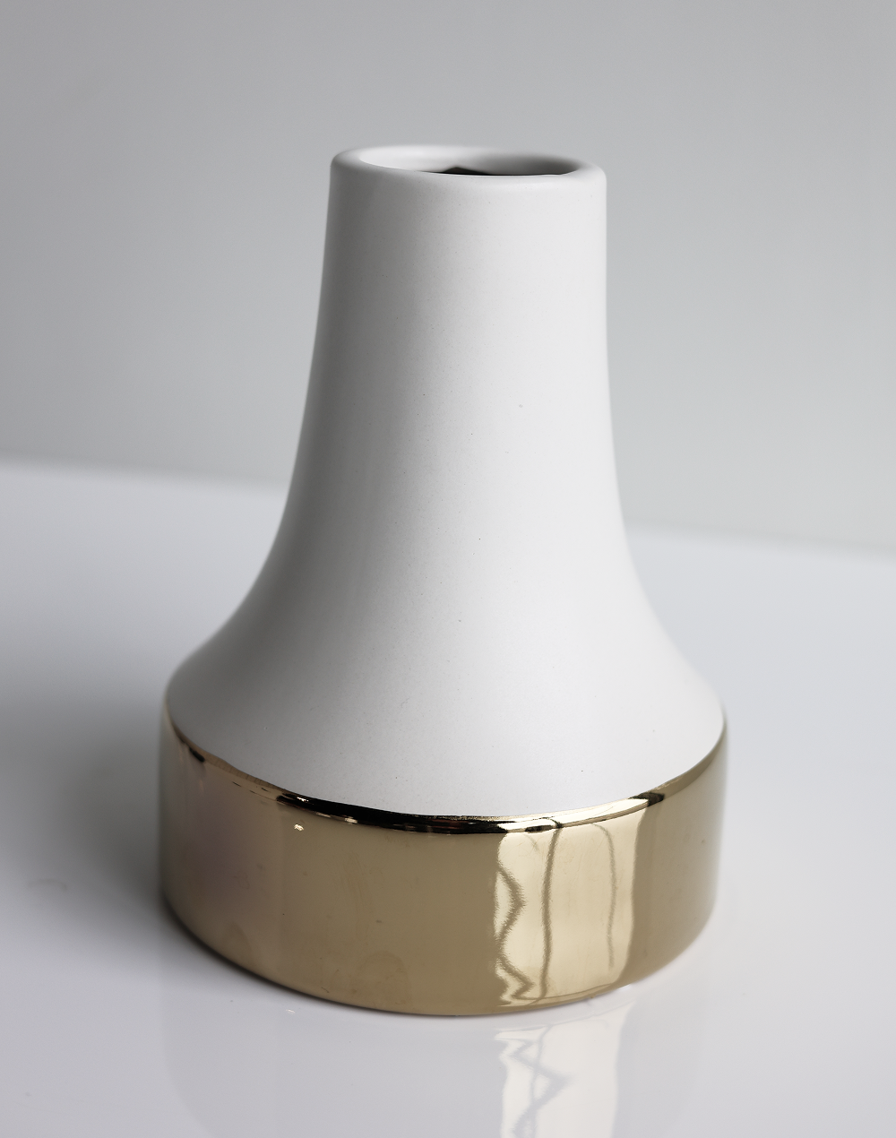 White  Gold Rim Vase