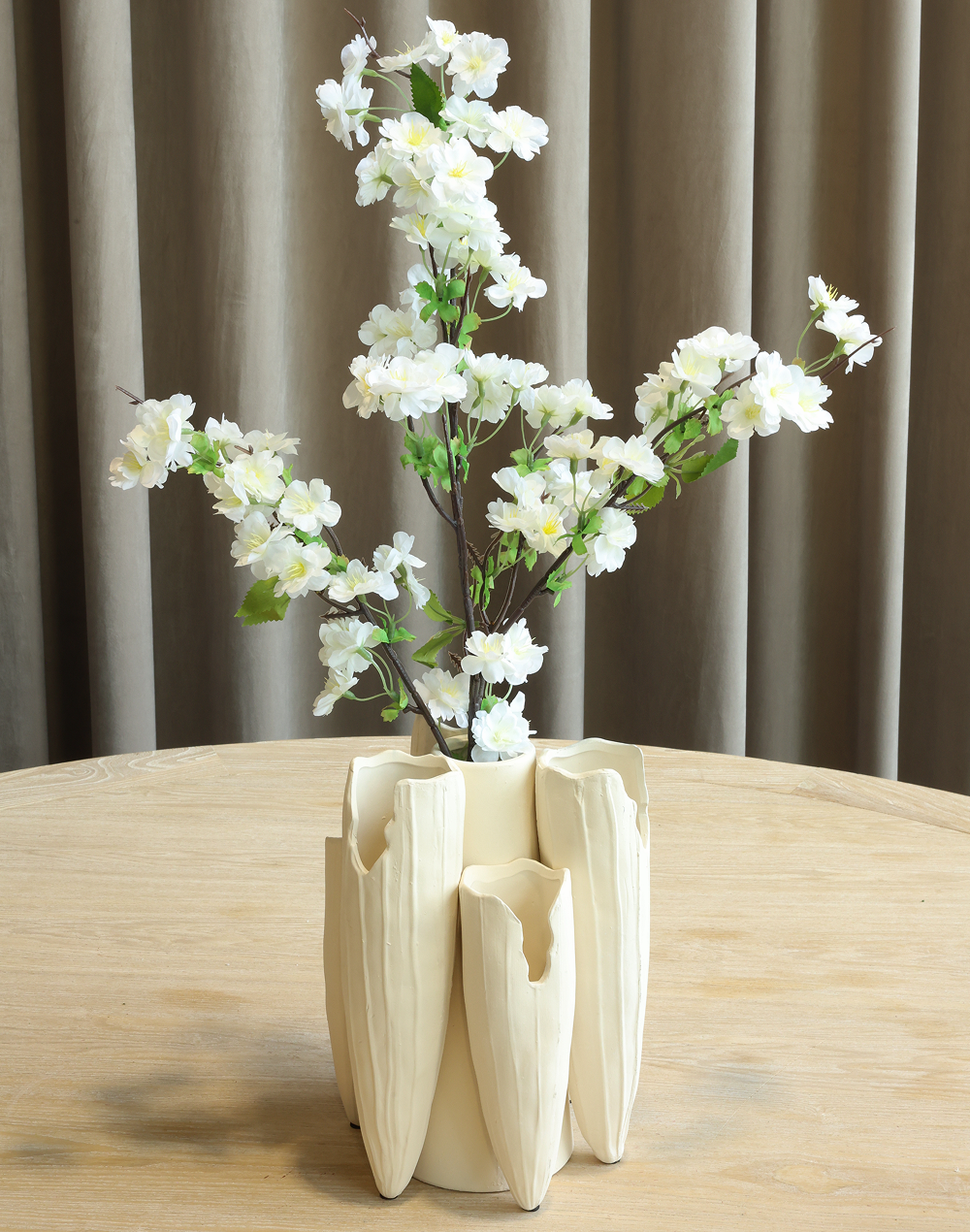 Grotto Sculpted Cluster Vase – Ivory | 2 Sizes