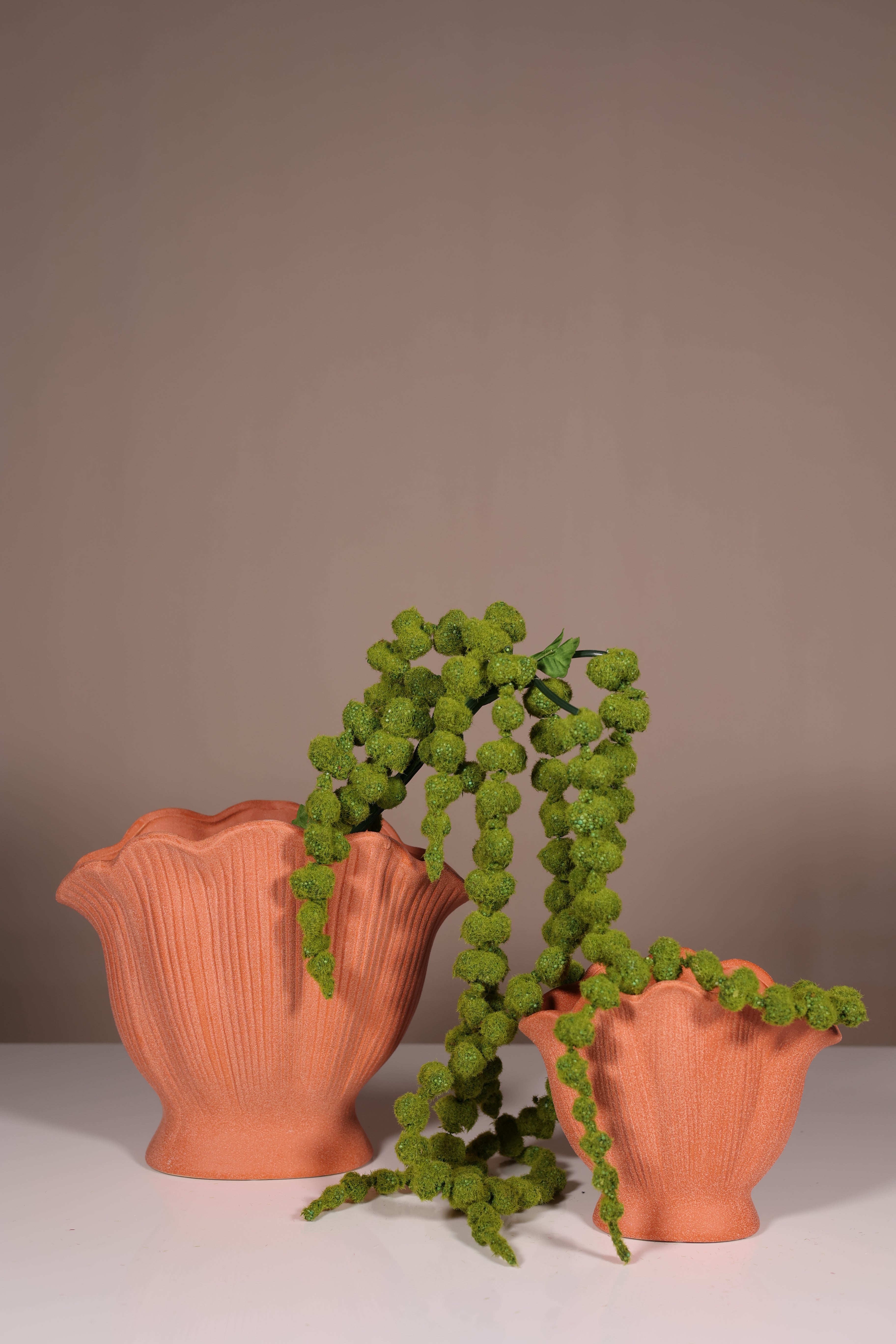 Shell Terracotta Vase- Medium
