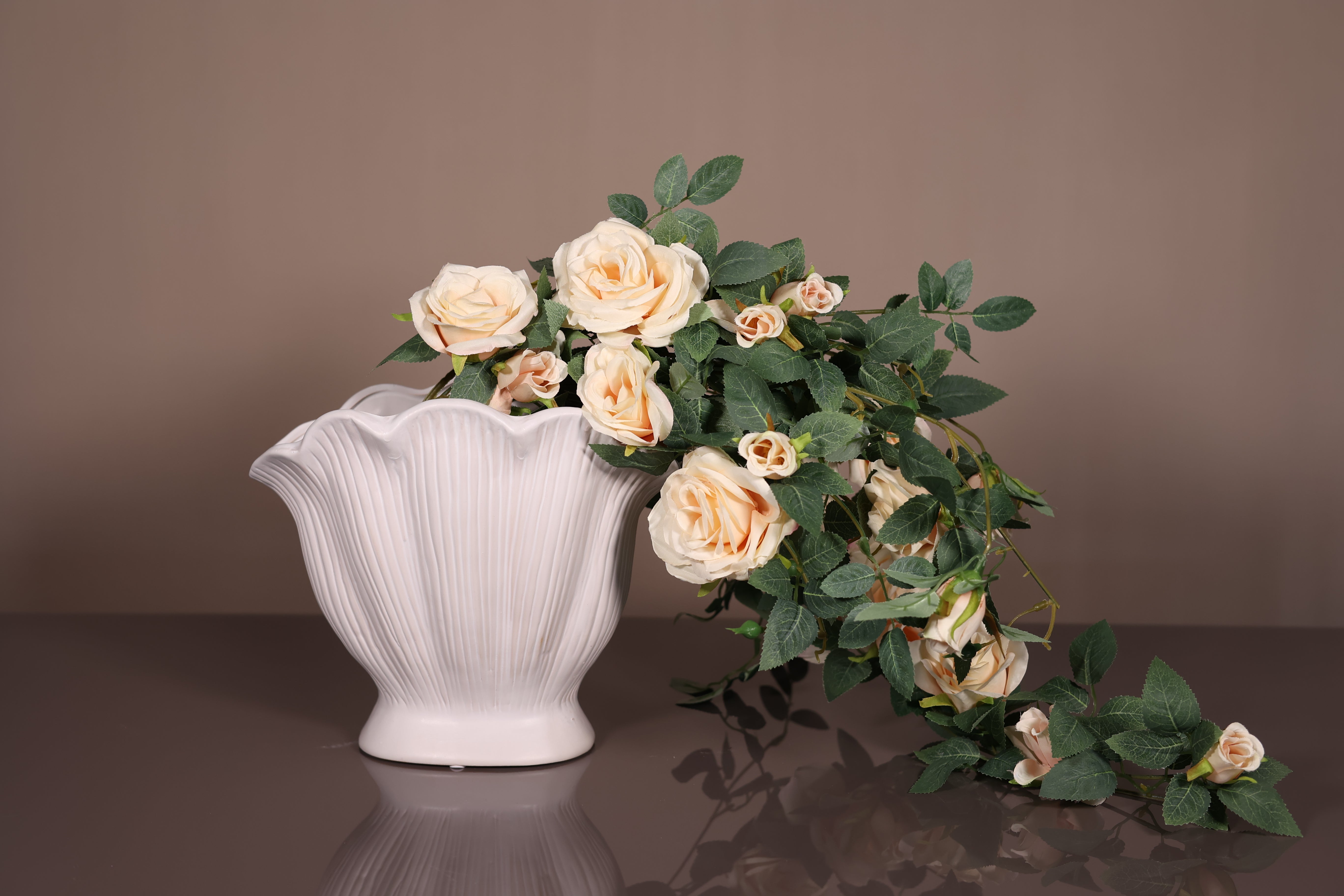 White Shell Vase - Large